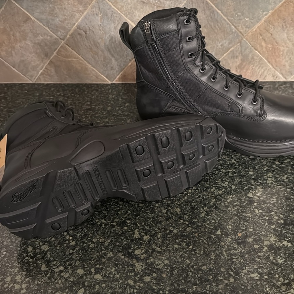 Danner boots - Picture 2 of 2
